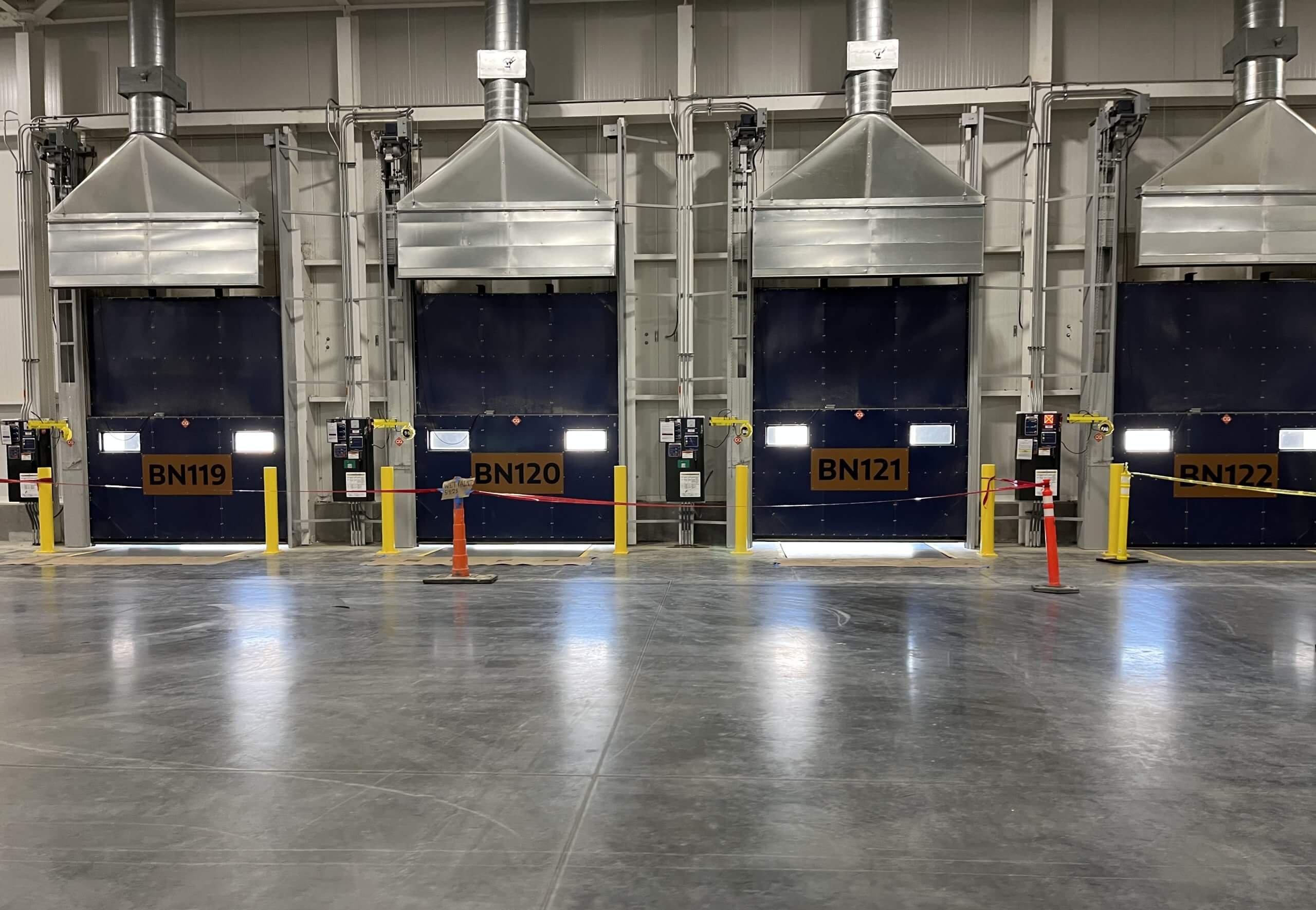Vertical-Lift-Doors5
