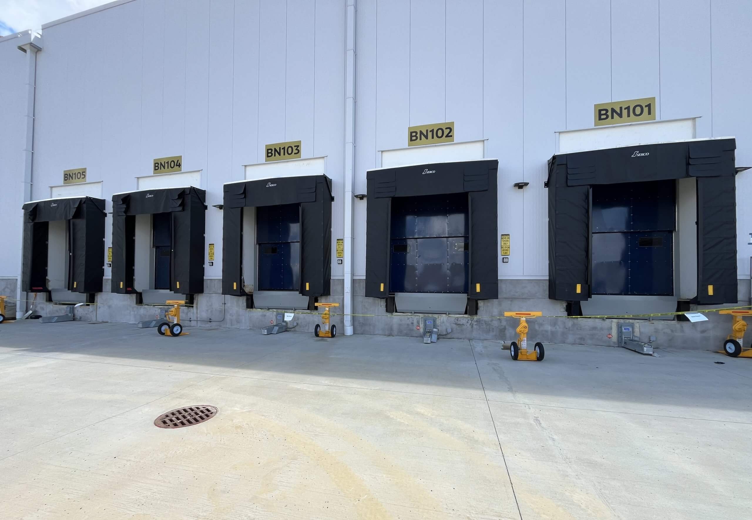 Vertical-Lift-Doors6